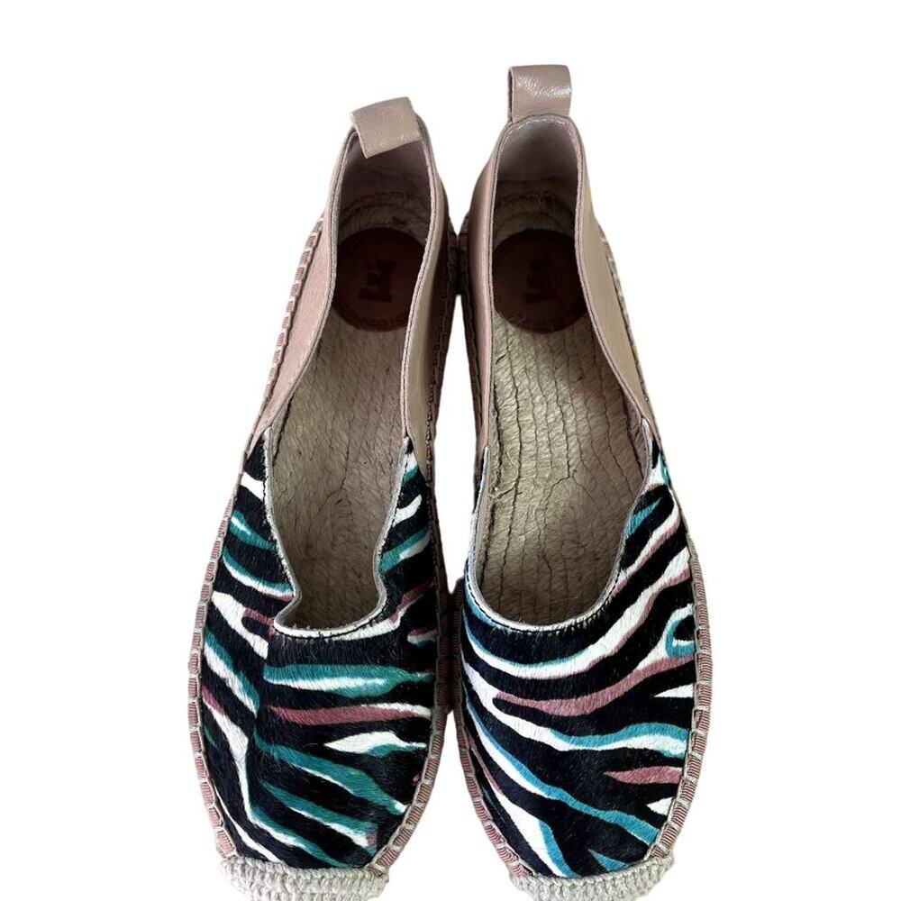 FRENCH CONNECTION Umara Zebra Print Calf Hair Closed Toe Espadrille Flat Women's - Picture 3 of 12